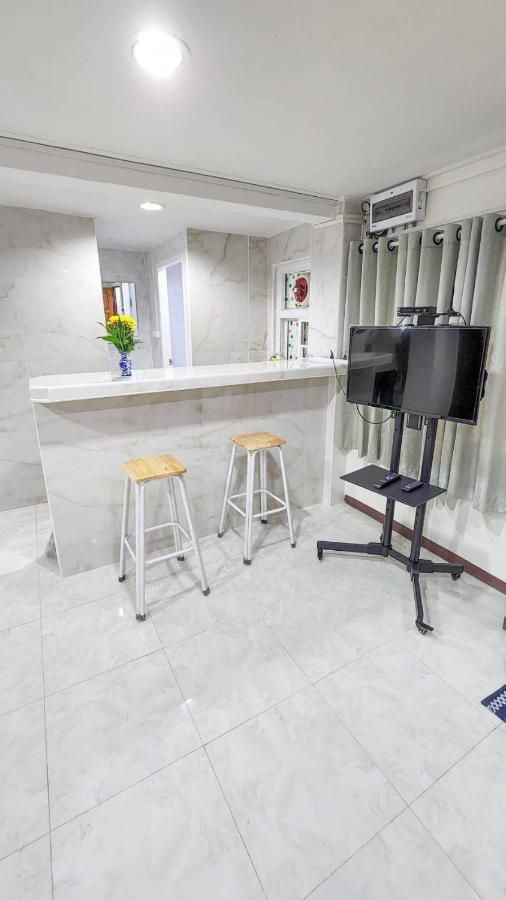 Apartment A4 Dindaeng Bangkok Ngoại thất bức ảnh