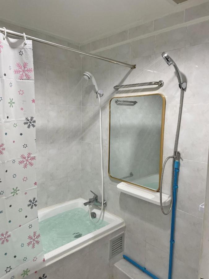 Apartment A4 Dindaeng Bangkok Ngoại thất bức ảnh